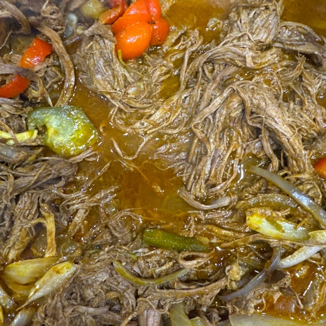 Carne Deshebrada / Sheredded Beef (Extra Stews).