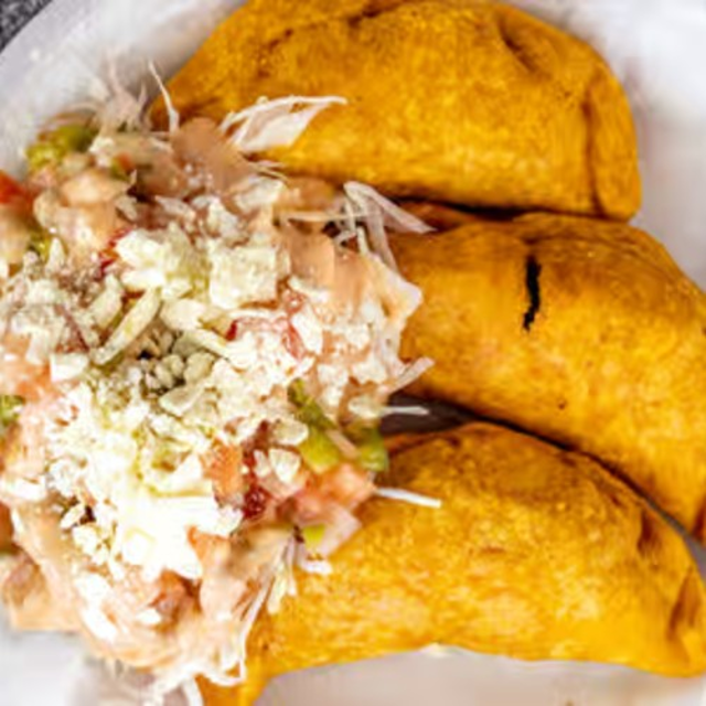 Pastelitos De Maiz Con Carne Molida / Ground Beef Corn Cakes.